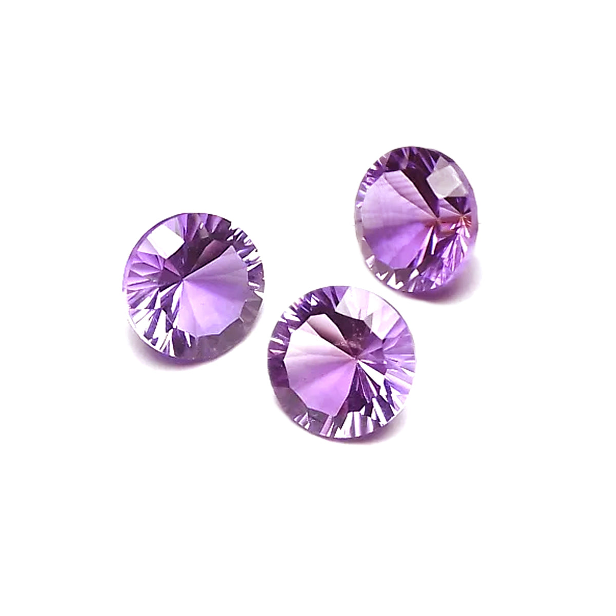 アメジスト ラウンド コンケープカット 奥行きのある輝き