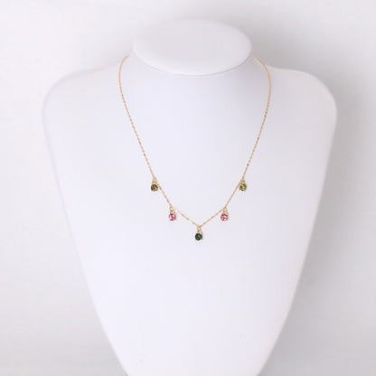 マルチカラートルマリン ネックレス 着用イメージ 首元