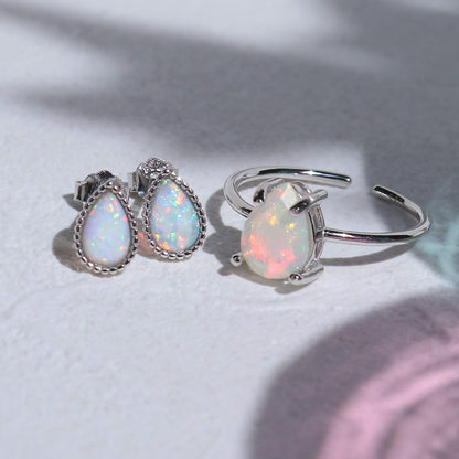 オパール ペアシェイプ  ピアスとリング シルバー925 フリーサイズ 10月誕生石