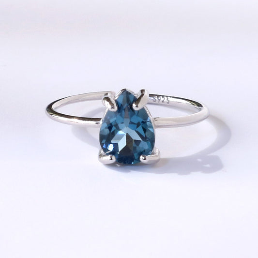 ロンドンブルートパーズ ペアシェイプリング Silver925 正面