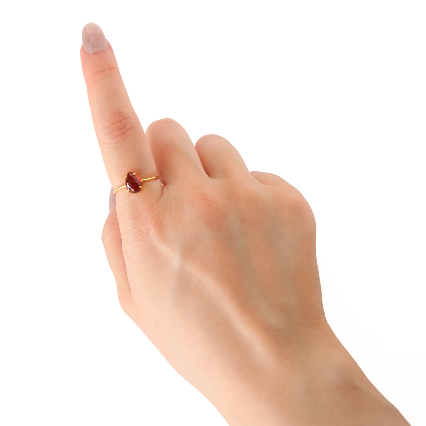 モザンビーク産ガーネットペアシェイプカボションカットリング Silver925 着用時サイズ感